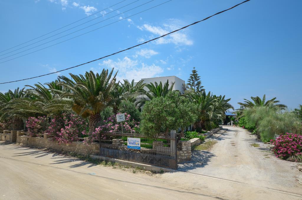 Studios Vrettos Beachfront Hotel Pláka Exterior foto