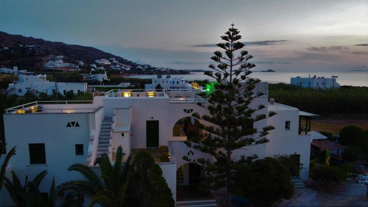 Studios Vrettos Beachfront Hotel Pláka Exterior foto